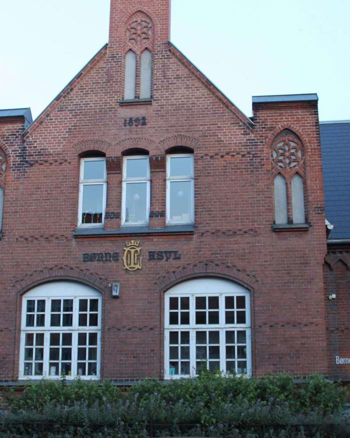 Børnehaven Guldbryllupsasylet set ude fra Sankt Pauls Gade